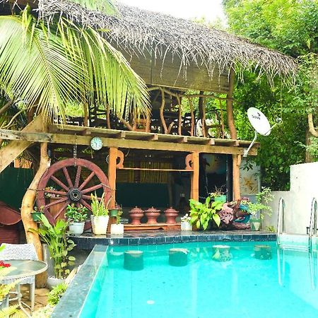 Visu Villa Habarana Esterno foto