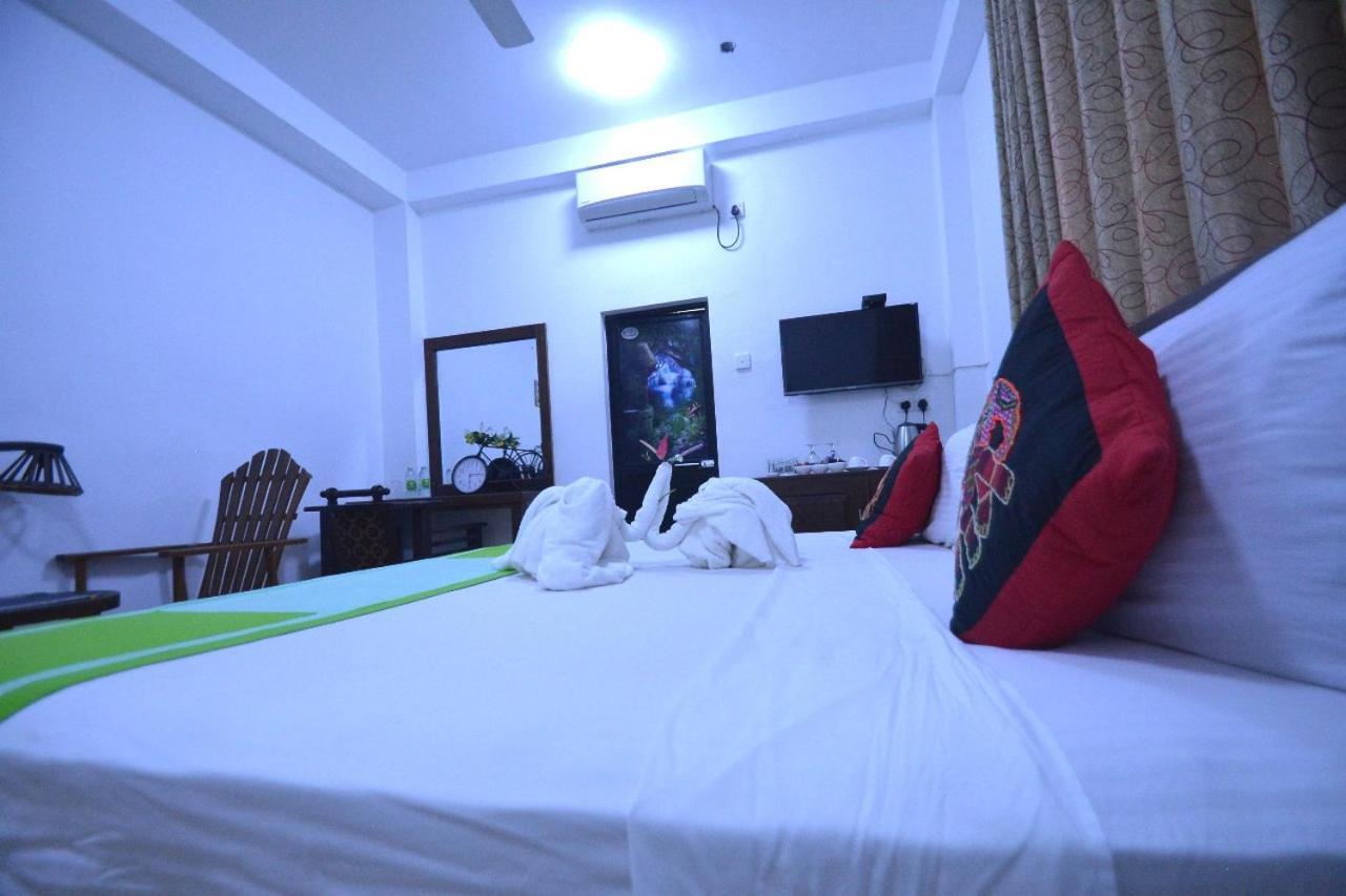 Visu Villa Habarana Esterno foto